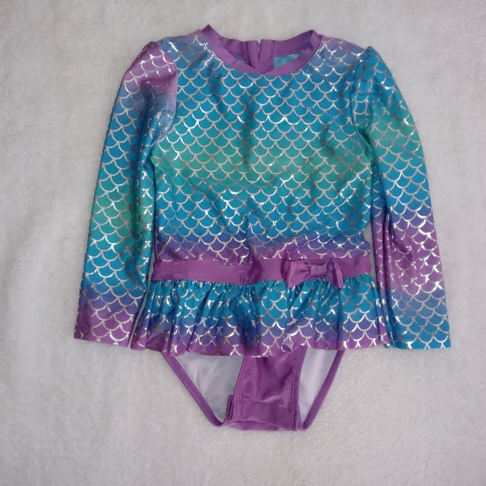 Worn once Mermaid rash guard swim suit 4t